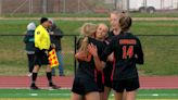 Coronado girls soccer cruises to 3-0 win over Mesa Ridge