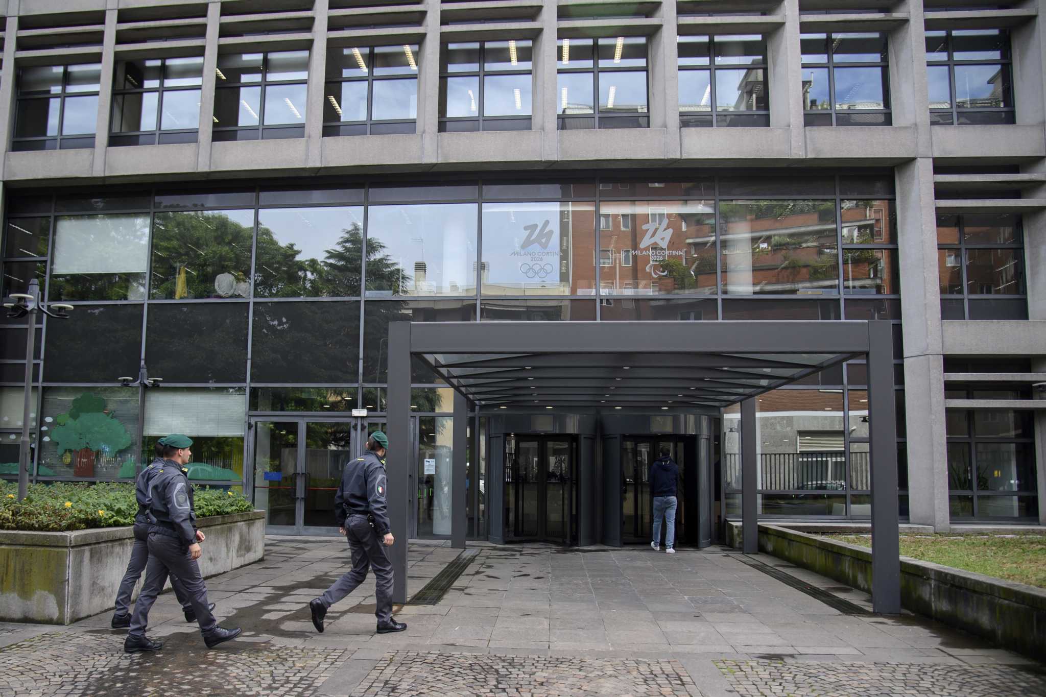 Police raid the headquarters of the Milan-Cortina Olympics organizers in sponsors inquiry