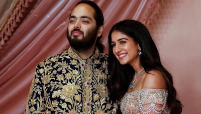 Famosos e políticos chegam à Índia para casamento de herdeiros bilionários