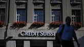 El Credit Suisse cae a su mínimo histórico, "es un desastre" y agita el fantasma de un nuevo Lehman Brothers