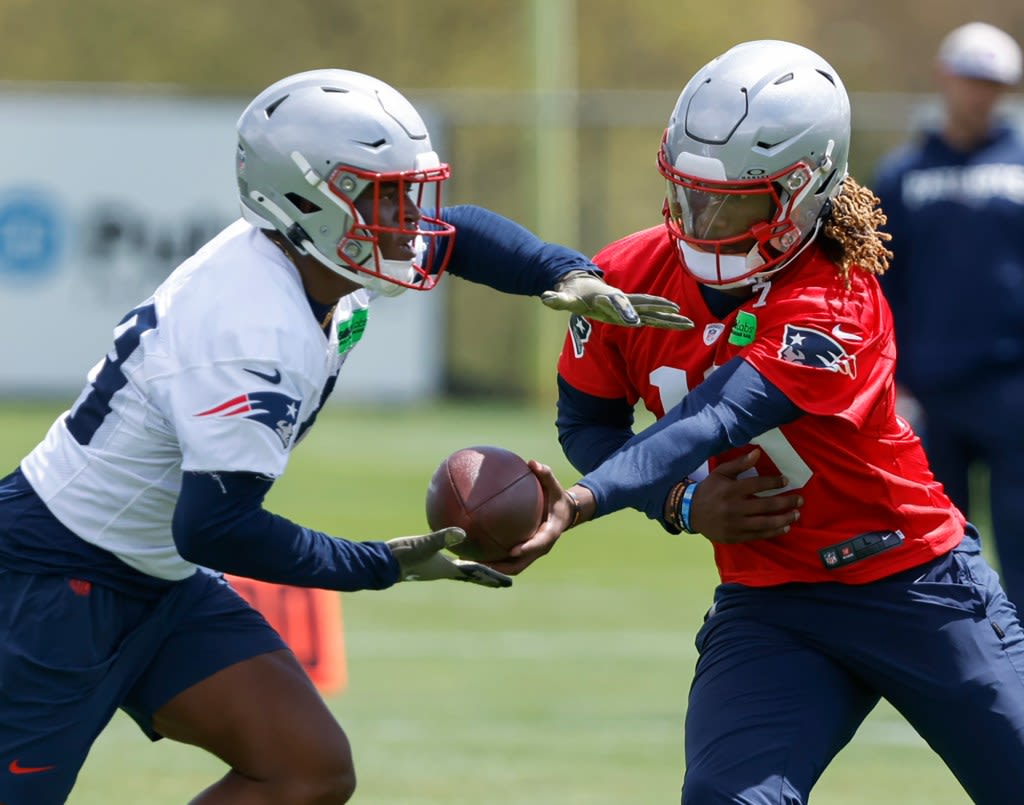 How Patriots coaches want to see Joe Milton III to develop at QB