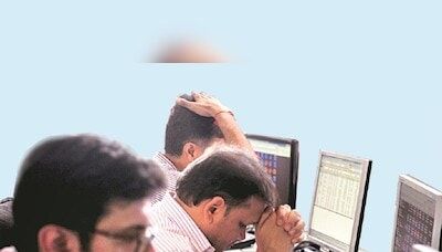 Mkts suffer worst week in over 2 yrs; West Asia crisis weighs on sentiment