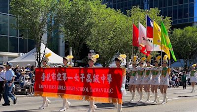 中國打壓失敗！北一女樂儀旗隊登加拿大遊行 成功持國旗進場