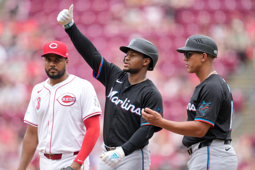 Rogers, Edwards lead Marlins’ win over Reds to go into All-Star break