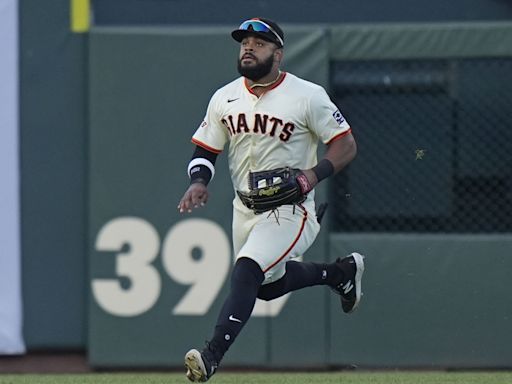 Ramos channels Mays with incredible catch in Giants' win over Cubs