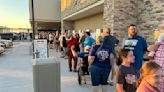 Crowds flock to grand opening of 2nd Buc-ee's location in Kentucky