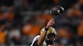 Vanderbilt football quarterback Ken Seals to enter transfer portal