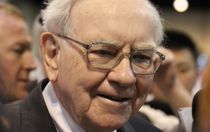 The Best Warren Buffett Stocks to Buy With $300 Right Now