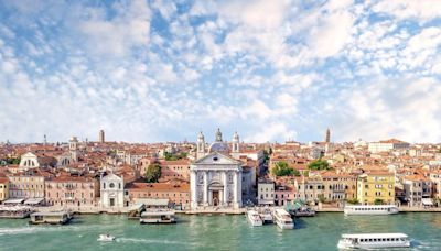 Veneza arrecadou mais de 2,4 milhões de euros com taxas para turistas