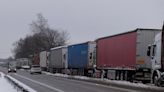 Polish farmers to suspend protest at Ukraine border, truckers stay on