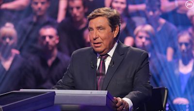 Jean-Pierre Foucault, Florence Foresti, Jarry... Arthur dévoile les 19 invités qui vont participer aux 25 ans de "Qui veut gagner des millions ?" sur TF1