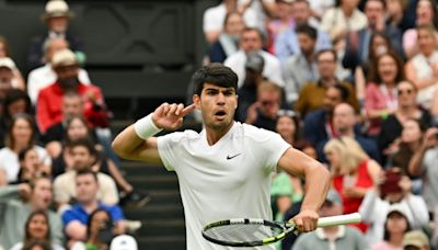 Alcaraz sobrevive al duelo con Tiafoe y saca boleto para octavos de Wimbledon