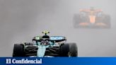 "No me lo puedo creer". El absurdo desbarajuste que enredó a Fernando Alonso y Carlos Sainz