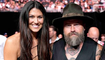 Who Is Zac Brown's Estranged Wife? All About Kelly Yazdi