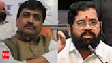 Congress MLAs meet CM and Ashok Chavan sparking speculations | Mumbai News - Times of India