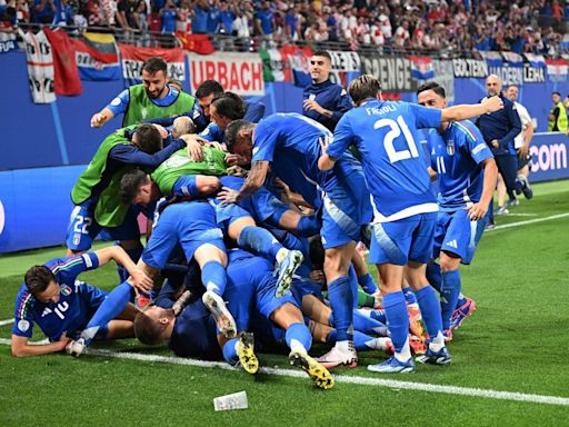 Croatia 1-1 Italy: Mattia Zaccagni confirms last-16 spot for Azzuri with final kick