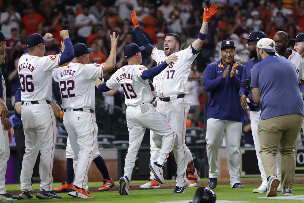 Astros beat Guardians in the 10th inning