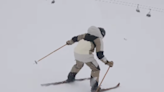 Professional Skier Tries Out 75-Year-Old Skis