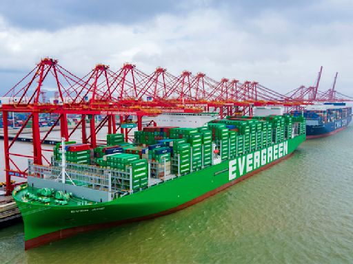 長榮海運斥近台幣160億元 加碼買進甲醇船及貨櫃