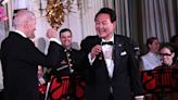 El presidente surcoreano sorprendió a Biden al cantar en la Casa Blanca un clásico norteamericano