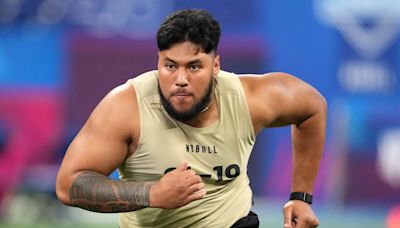 Steelers Get Early Look at Future OL