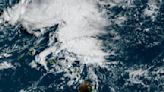 Strong thunderstorm strikes Hawaii island, prompting flash flood warning