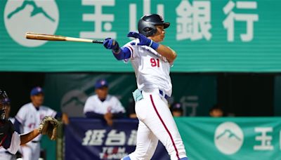 U18亞青棒柯敬賢三壘打扳平比數 台日冠軍戰因雨暫停