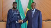 Bassirou Diomaye Faye, investido como presidente de Senegal