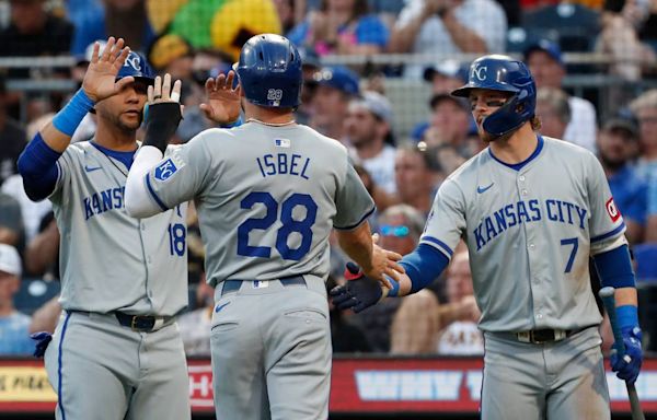 KC Royals officially avoid a losing season with Friday win at Pittsburgh Pirates