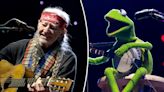 Willie Nelson, Kermit the Frog sing ‘Rainbow Connection’ together for the first time
