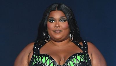 Lizzo Unveils Before-and-After Look at Weight Loss Transformation