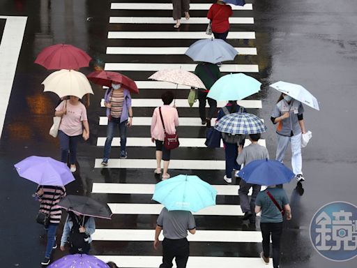 鋒面徘迴本週天氣不穩連下7天雨 首颱艾維尼最新路徑曝光 - 鏡週刊 Mirror Media