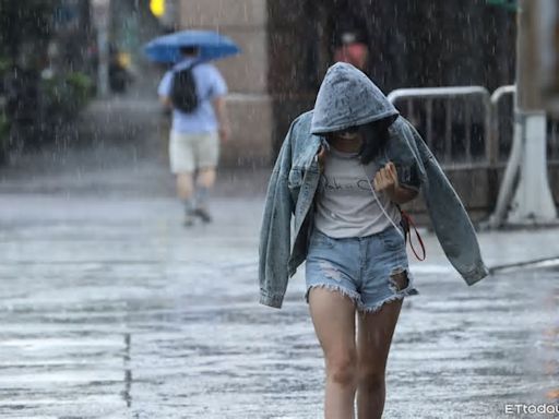 快訊／2縣市大雨特報！對流雲系發展旺盛雨彈狂炸 最新警戒區域曝