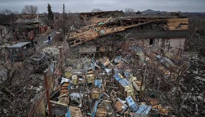 Russian troops mount pressure on Ukrainian logistics hub of Pokrovsk