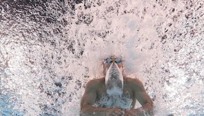 One Extraordinary Olympic Photo: David J. Phillip captures swimming from the bottom of the pool