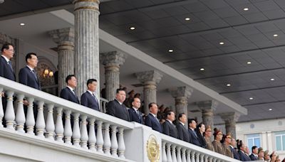 Pionyang acoge una gran ceremonia por el 30 aniversario de la muerte de Kim Il-sung