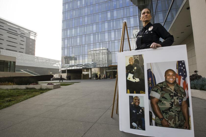 Gun of disgraced L.A. cop Christopher Dorner turns up in Beverly Hills armed robbery case