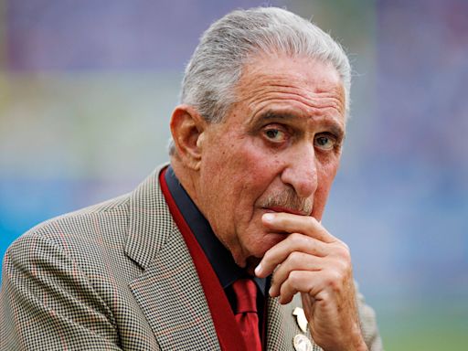 Falcons' Arthur Blank defends Michael Penix Jr. pick: 'We're independent thinkers'