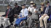 Ceremony marks 20th anniversary of National World War II Memorial