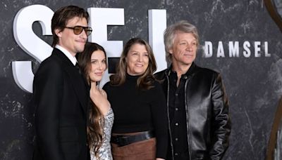 Jon Bon Jovi évoque le mariage « magnifique » de son fils et Millie Bobby Brown