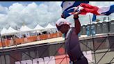 Ticos montaron su fiesta en el Ironman en República Dominicana | Teletica