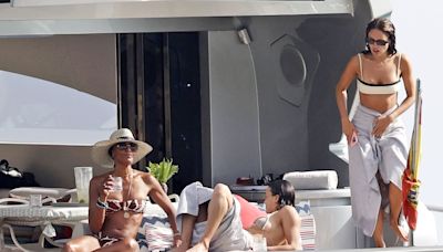 En fotos: del paseo en yate de Naomi Campbell y Michelle Rodriguez por Ibiza a la salida “oficial“ de Margot Robbie embarazada