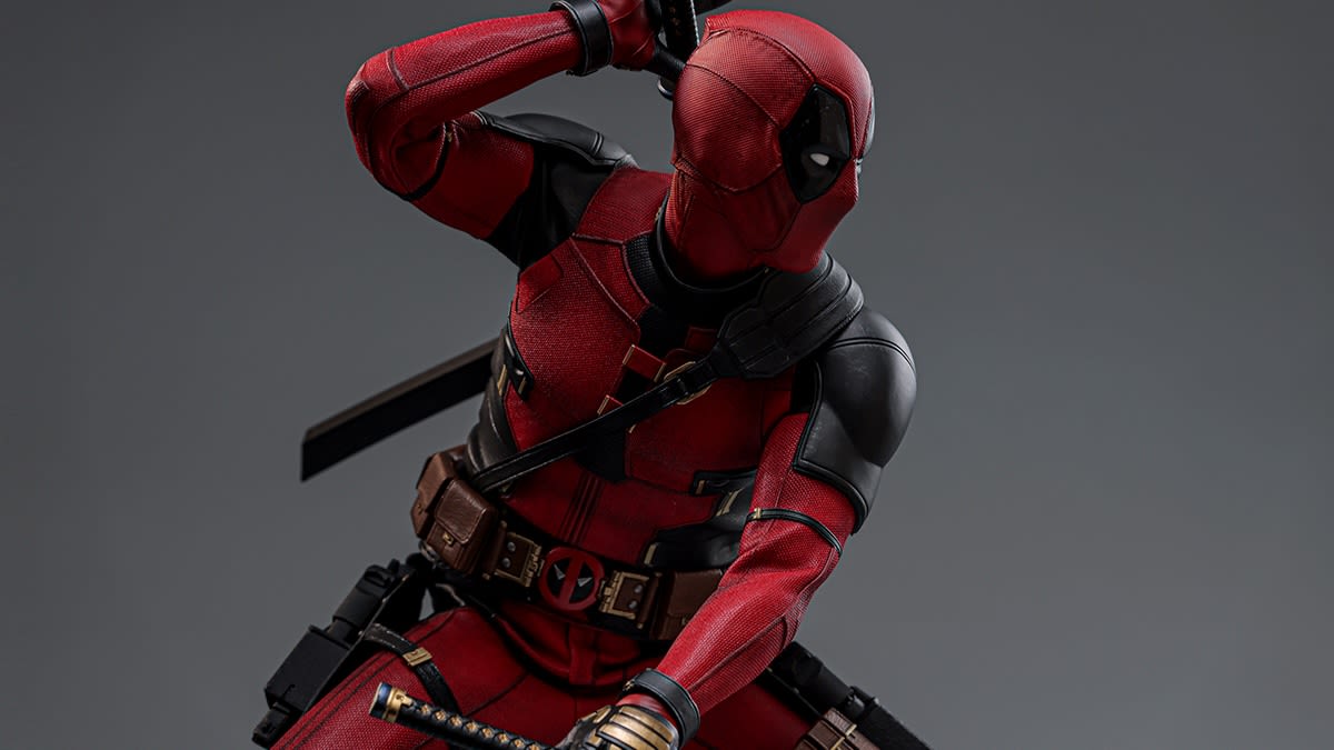DEADPOOL & WOLVERINE Hot Toys Figure Reveals A Detailed Look At The Merc With The Mouth's New MCU Costume