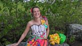 Thunder Bay teen's duct tape prom dress makes finals in international contest | CBC News