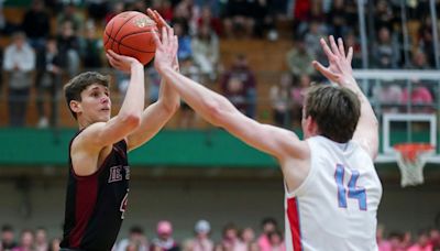 WATCH: Wisconsin basketball class of 2025 commit Zach Kinziger at Nike Peach Jam