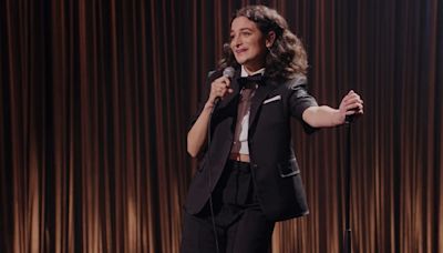 Jenny Slate Uses Comedy as a ‘Human Calling Card’ in ‘Seasoned Professional’