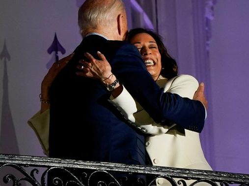 Obama stops short of backing Kamala Harris so who is supporting the vice president?