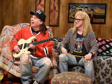 Bill Murray over Mike Myers? Voters again show that they prefer ‘SNL’ cast members of a certain vintage. - The Boston Globe