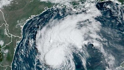 Tropical Storm Beryl nears Texas with expected landfall late Sunday