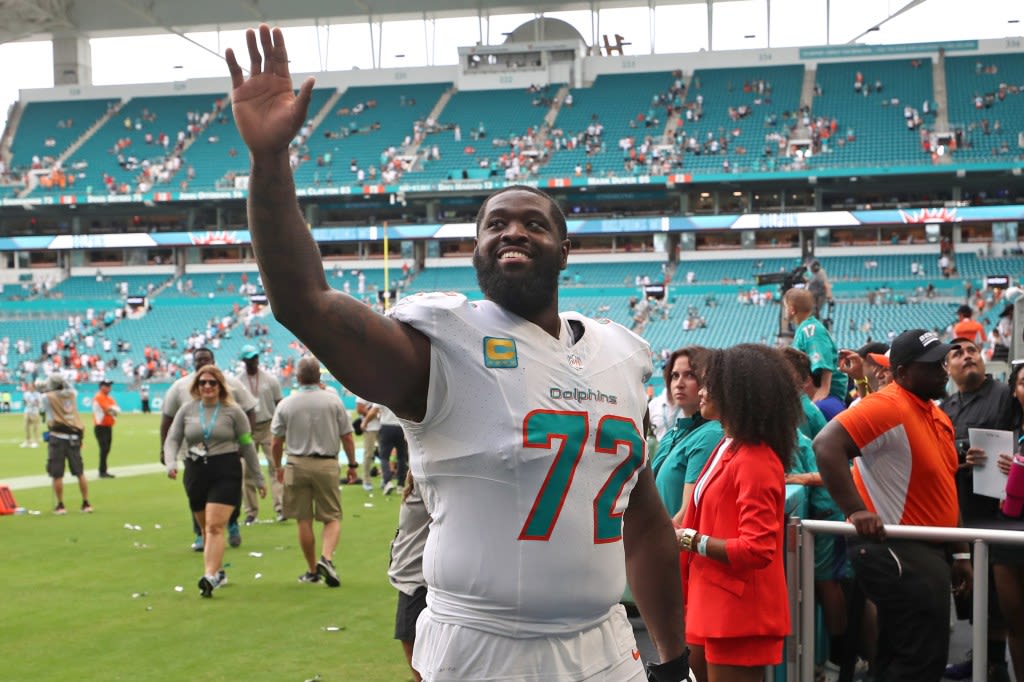 Are Dolphins relying on too many 30-somethings as key players? | Countdown to camp